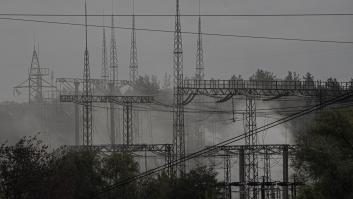 Un ataque de Rusia contra la central térmica de Jarkov deja cuatro regiones de Ucrania sin luz