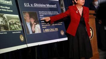 Ghislaine Maxwell permanecerá entre rejas tras negarle jueza la libertad bajo fianza