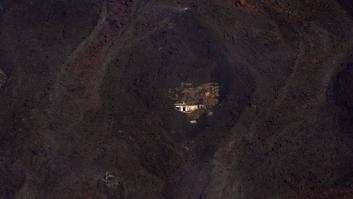 La playa de Los Guirres, un paraíso surfero, desaparece bajo la lava del volcán de Cumbre Vieja