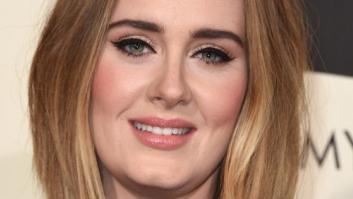 ¡Fuera 'eyeliner'! Adele publica dos fotos suyas sin maquillaje