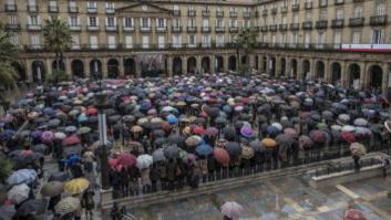 Miles de personas despiden al alcalde de Bilbao, Iñaki Azkuna, durante su funeral
