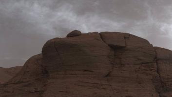 Las inesperadas nubes brillantes que el Curiosity ha captado en el cielo de Marte
