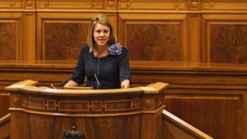 Recortes en democracia: La moda 'popular' de eliminar diputados con la excusa de la austeridad