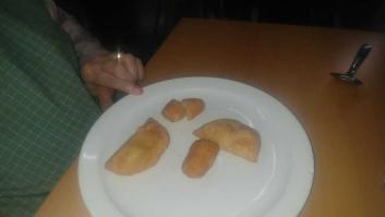 El responsable de Atención al Mayor de Madrid amenaza con expulsar a un anciano que se quejó de una residencia