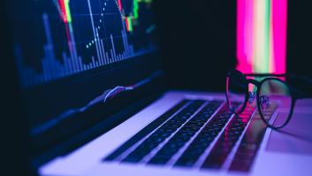 'Trading': ¿qué es y cómo funciona el 'trading' en español?