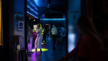 De dónde viene el lío entre Sanidad y las autonomías por el nuevo plan de la hostelería