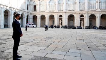 Críticas a TVE por el fallo en este rótulo durante el homenaje de Estado: "Nivelón"