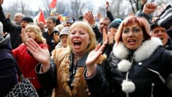 El presidente de Ucrania abre la puerta a un referéndum sobre un Estado federal