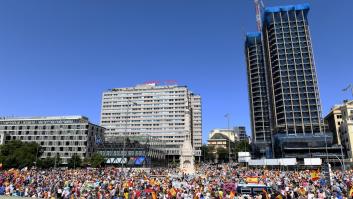 Rufián provoca carcajadas en este acto con su definición de la manifestación de Colón