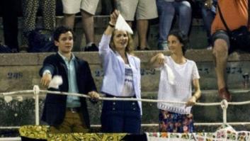 La infanta Elena acude a una corrida de toros en Mallorca con su hija menor de edad