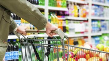 Siete de cada 10 españoles sólo pueden comprar los productos más básicos
