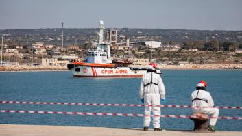 Italia bloquea a cinco barcos de rescate de migrantes en el Mediterráneo