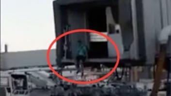 El pasajero de Ryanair que saltó a la pista de Barajas se enfrenta a 45.000 euros