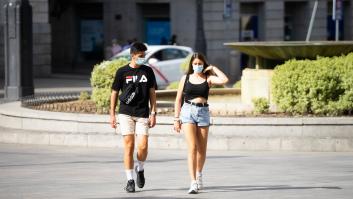 La media de edad de los casos de Covid-19 confirmados en Madrid en los últimos 14 días es de 35 años
