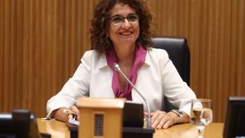 Montero subraya que hay margen para prorrogar bajadas del IVA de luz y gas