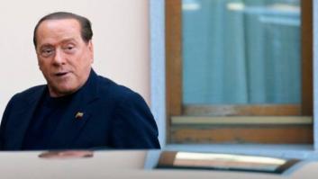 Berlusconi comienza su condena a un año de trabajos en un centro de ancianos (FOTOS)