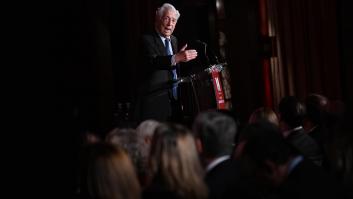 Vargas Llosa, Madrileño del Año: "La libertad es el perfume de las calles de Madrid"