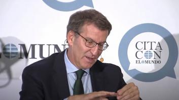 Los 30 segundos más incómodos de Feijóo: se mira hasta las uñas tras esta pregunta sobre Vox