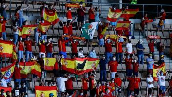 El público podrá regresar a los estadios de fútbol y baloncesto