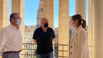 Un trabajador de un punto limpio halla 3.500 euros perdidos hace dos años y los devuelve a su dueño