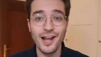 El politólogo Alán Barroso necesita 2 minutos para arrasar contando qué es "querer a España"