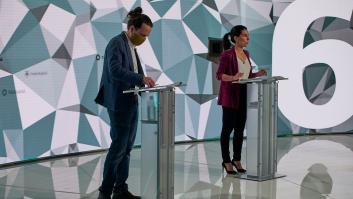 Los españoles se consideran más de izquierdas que de derechas, pero por poco