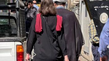 El revolucionario acto de caminar por la calle sin velo en Irán