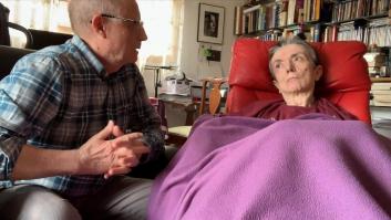 La Fiscalía retira su acusación contra Ángel Hernández por la ley de eutanasia