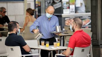 Muerden a un camarero en Huesca por pedir a unos clientes que se pusieran la mascarilla