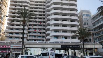 La policía investiga cómo han conseguido alcohol los jóvenes confinados en un hotel de Mallorca