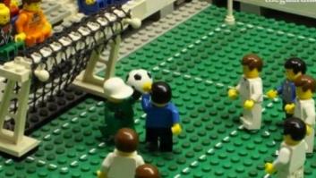 'La mano de dios' de Maradona, versión Lego