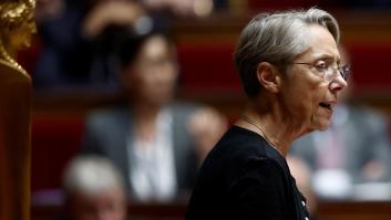 El Gobierno de Francia se abre a una moción de censura al aprobar el presupuesto por decreto