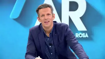 Joaquín Prat vuelve tras las vacaciones con un llamativo cambio de 'look'