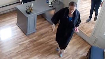 Críticas a Pelosi en EEUU por ir a un salón de belleza cerrado por la Covid-19