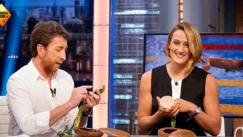 ¿Qué hace Mireia Belmonte mientras nada?