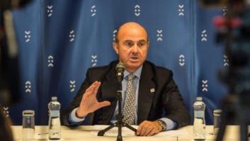 Luis de Guindos resta importancia al formato de su comparecencia sobre el caso Soria