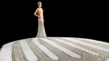 El vestido de novia ideal para excesivas: está hecho con perlas y pesa 180 kilos (FOTOS)