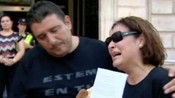 Obligan a una pareja a devolver a su madre biológica a un niño acogido hace tres años