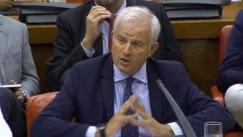 Eloy Suárez, portavoz del PP, la lía durante la comparecencia de Guindos