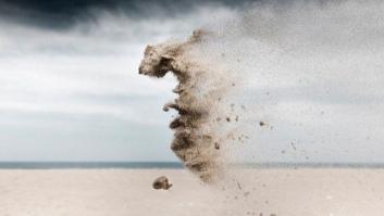 Una fotógrafa captura retratos de ‘criaturas de arena' que desafían la gravedad