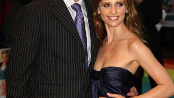 Boda de Angelina Jolie y Brad Pitt: él ya luce su anillo de casado (FOTOS)