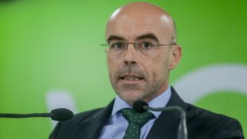 Buxadé carga contra el Gobierno en un tuit, pero no se da cuenta de un pequeño-gran detalle