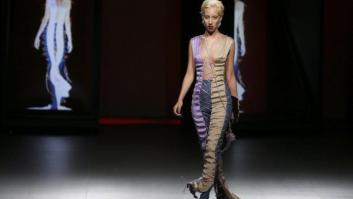 Hologramas sobre la pasarela: el desfile de Abrahamsson en Samsung EGO