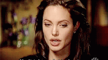 No eres el único que siente todo esto tras el divorcio de Brad Pitt y Angelina Jolie (GIFS)