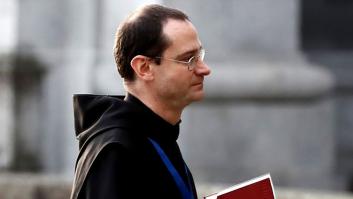 El prior del Valle de los Caídos se agarra a un clavo ardiendo: "Nuestra madre celestial vela por todos"