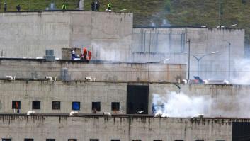 Tres motines simultáneos dejan al menos 75 muertos en cárceles de Ecuador
