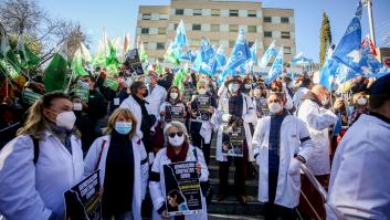 Los sindicatos rompen su acuerdo de Urgencias con el Gobierno de Ayuso ante el "caos"