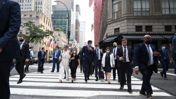 Esta foto de Sánchez la lía en Twitter: parece que hay alguien ahí... pero NO es quién crees