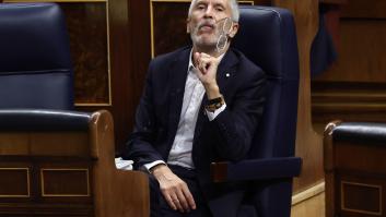 Marlaska acepta enseñar a ocho diputados los vídeos de la tragedia de la valla de Melilla