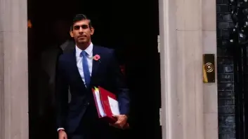 5 promesas electorales de Rishi Sunak que ya se está llevando el viento